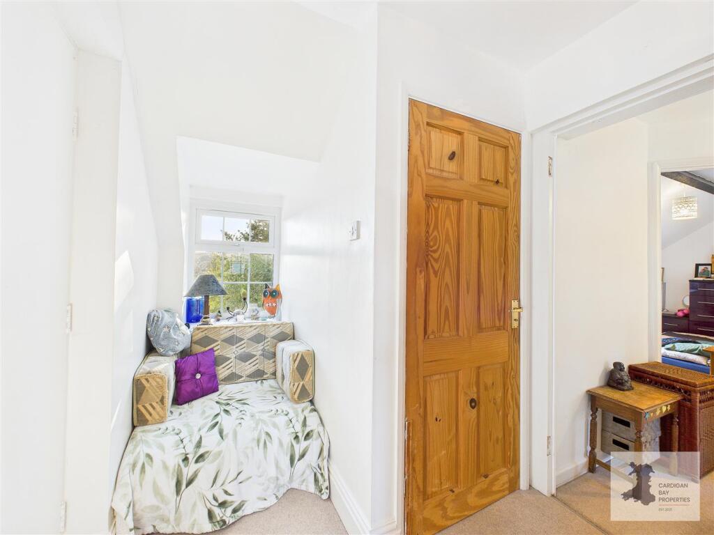 Second floor landing