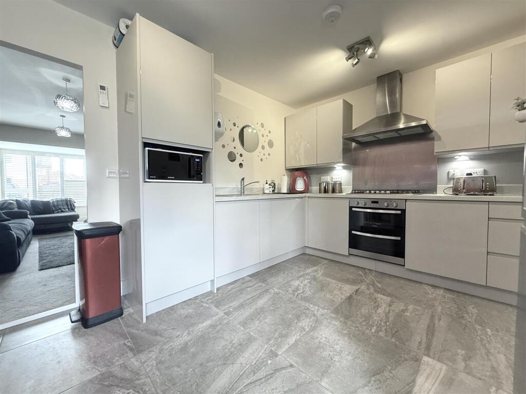 Kitchen Diner