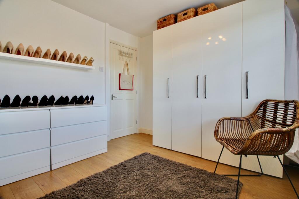 Bedroom 2 - reverse view