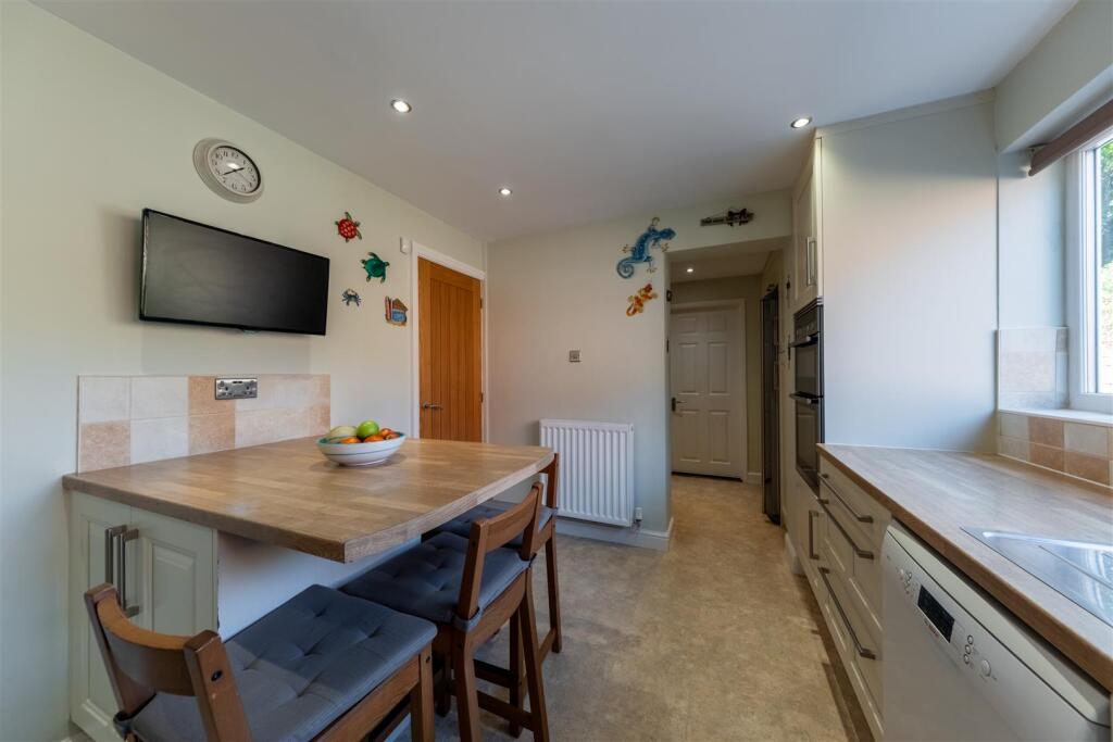 16 The Burrows-003.JPG