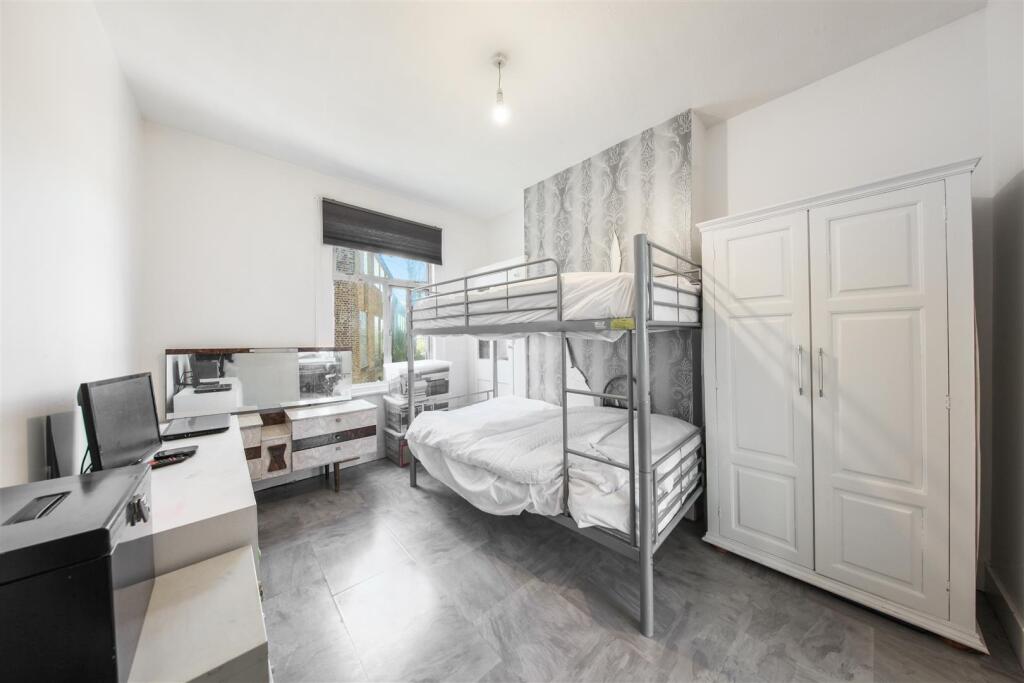 76 Sandringham Road - 3YYEkUWU1La6L27ffh2S.jpg