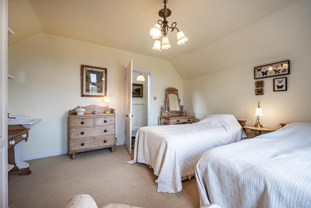 Bedroom 5 - Top Floor