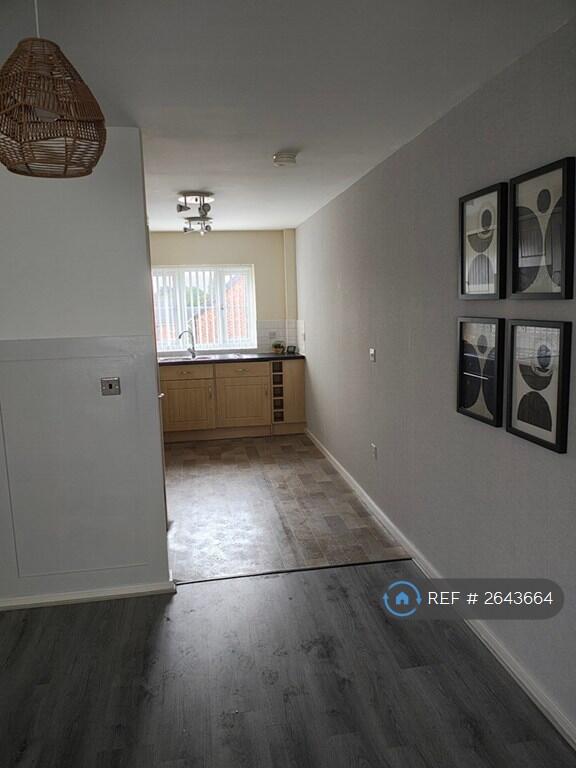 View From Liv Rm Into Kit