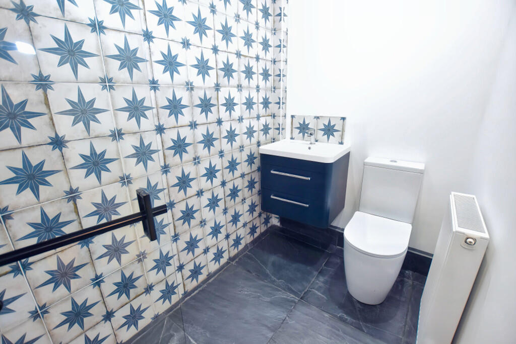 En Suite 2