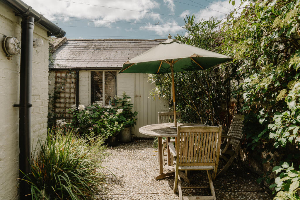 297907 - Dolphin Street_High Res-12.jpg