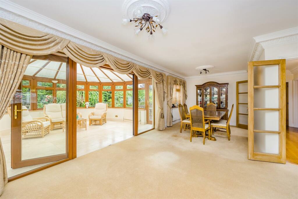 Living / Dining Room