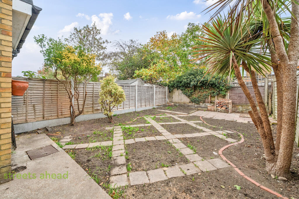 253249e2-a6b8-411...