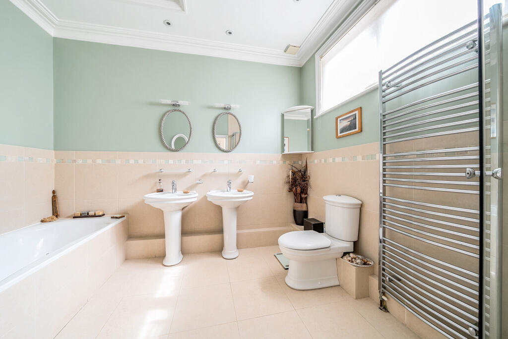 1287466-42-682f1a...