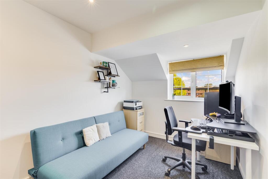 Beaumont House 32-20.jpg