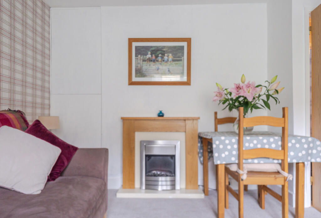 Sittuing Dining Room