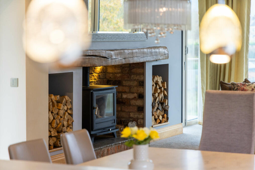 20241030-1157_Maison Haus - Ivory House, Station R