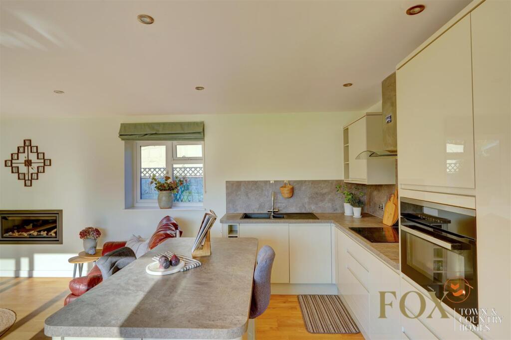 The Old Coach House (43).jpg