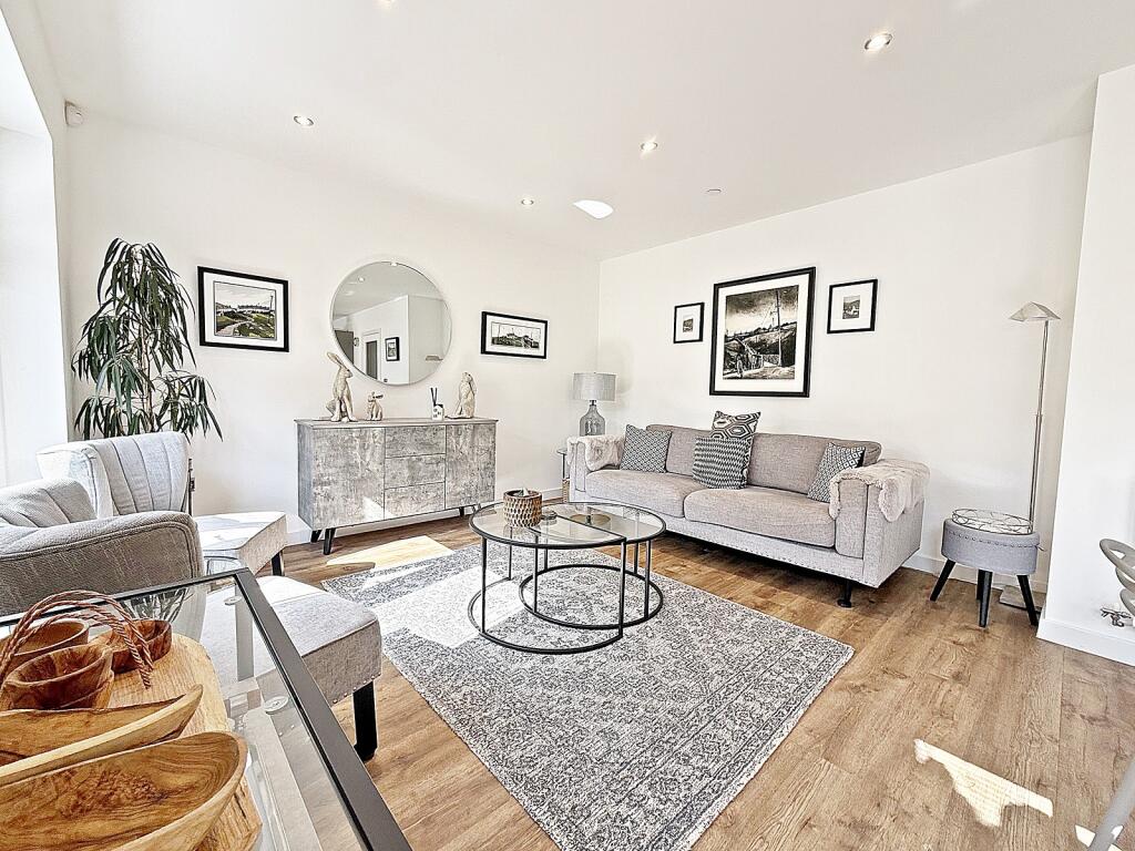 Kitchen/Diner/Organery