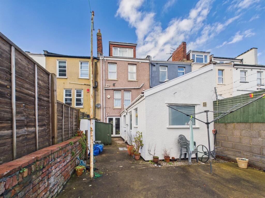 22- HMO and Building Plot for Auction, Southville.
