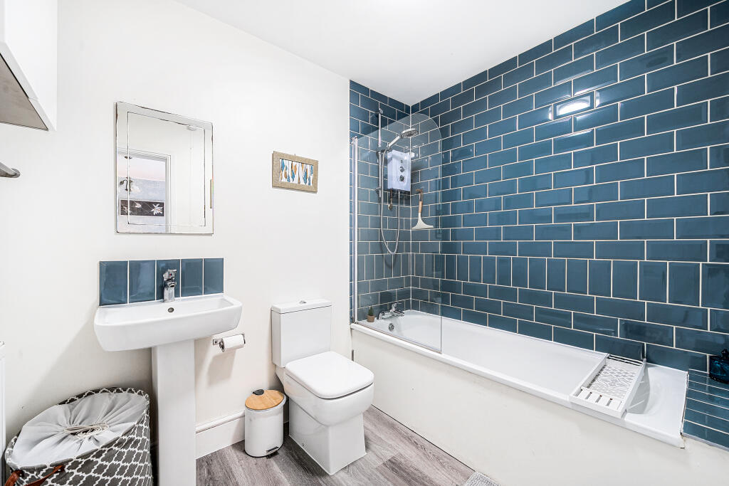 130206257683f34a1c98acarw5