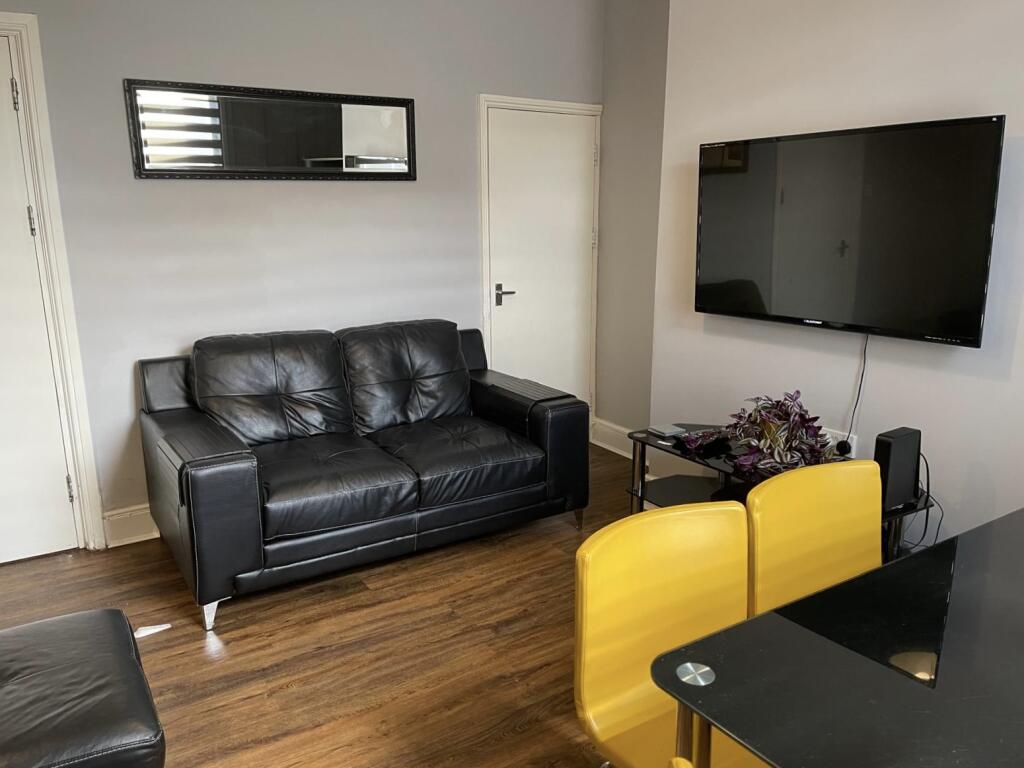 WhatsApp Image 2025-08-08 at 13.09.19 10.03.44.jpeg