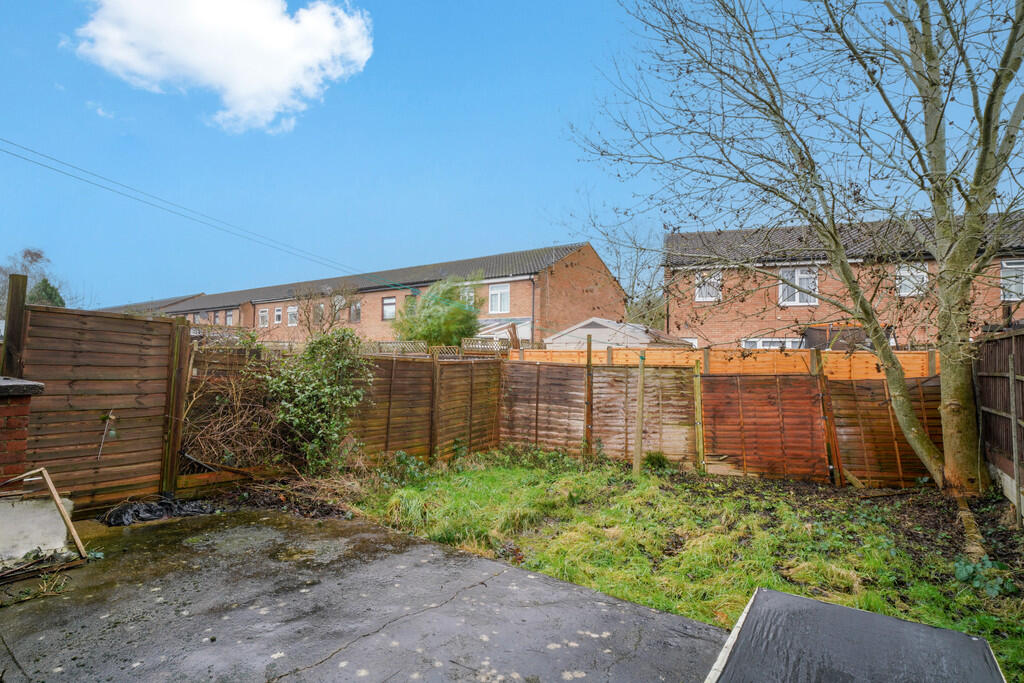 121 Meadfield - 0...