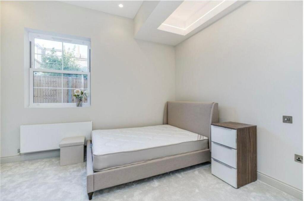 PHOTO-2022-11-02-16-18-29 8.jpg