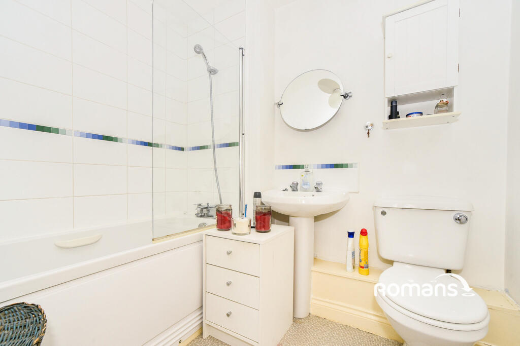 Main Bathroom