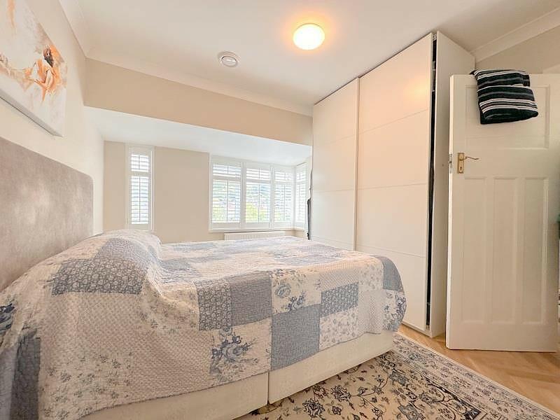 Bed 1