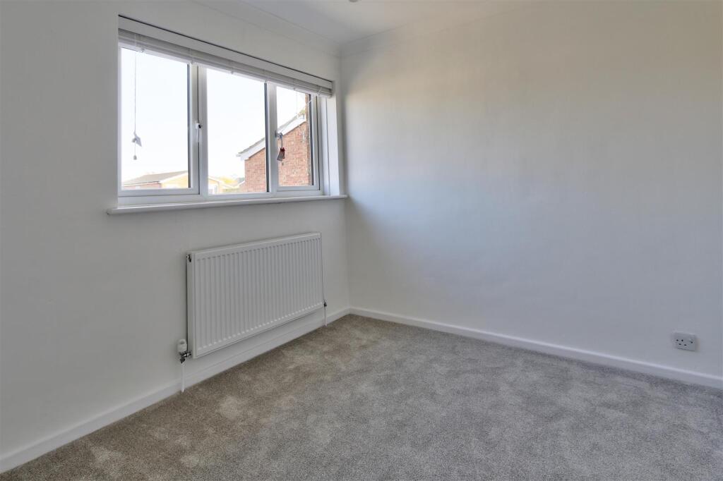 Bedroom 4.jpg
