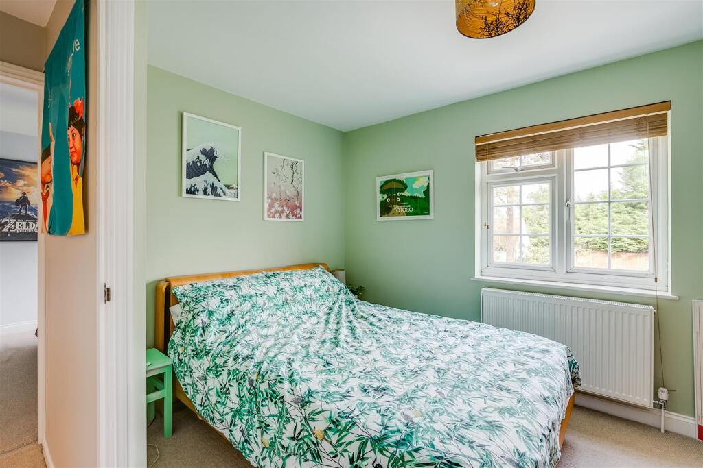 Eastholm Green 9-28.jpg