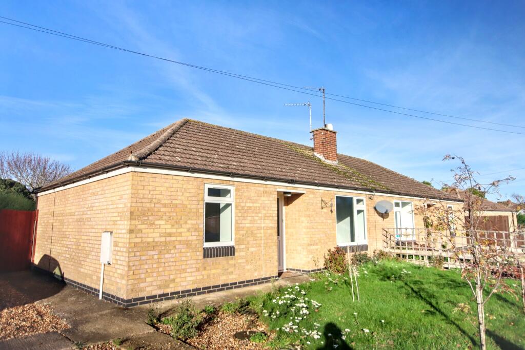 77 Harris Crescent, Needingworth, St. Ives, Cambridgeshire PE27 4TE