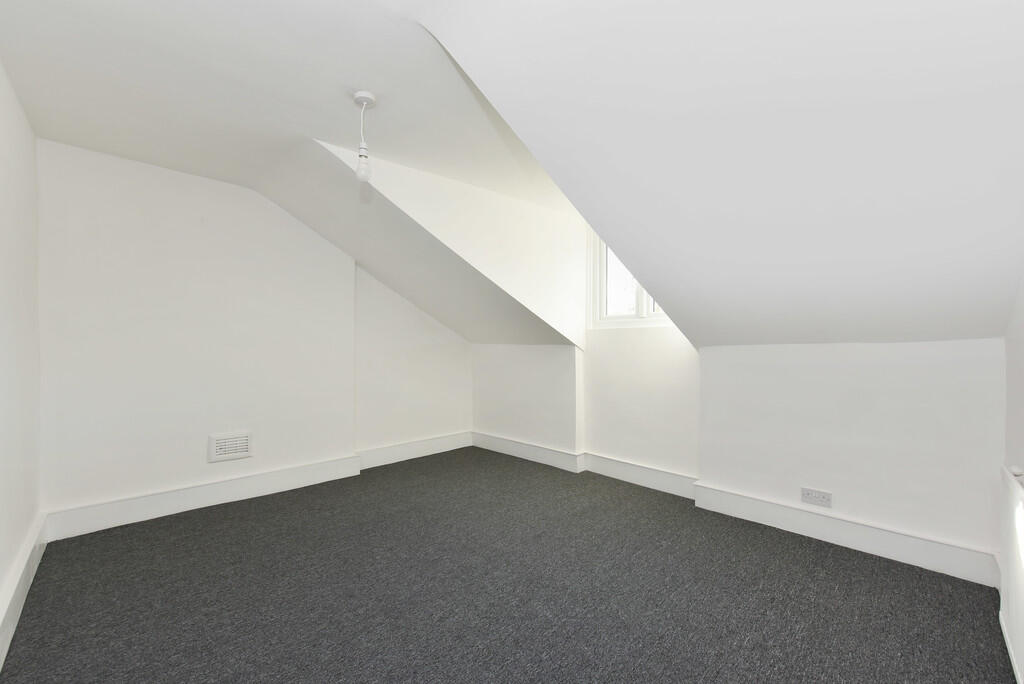 34f ainsworth roa...