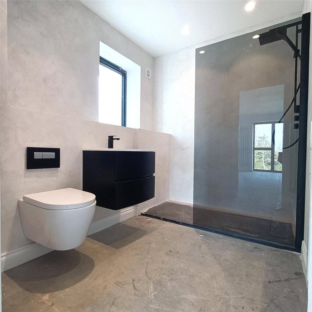 Master Ensuite