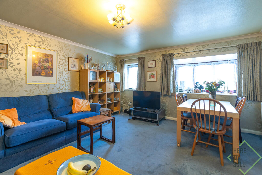 1 Barclay Court, 15 Dale Grove, N12 8XB-12