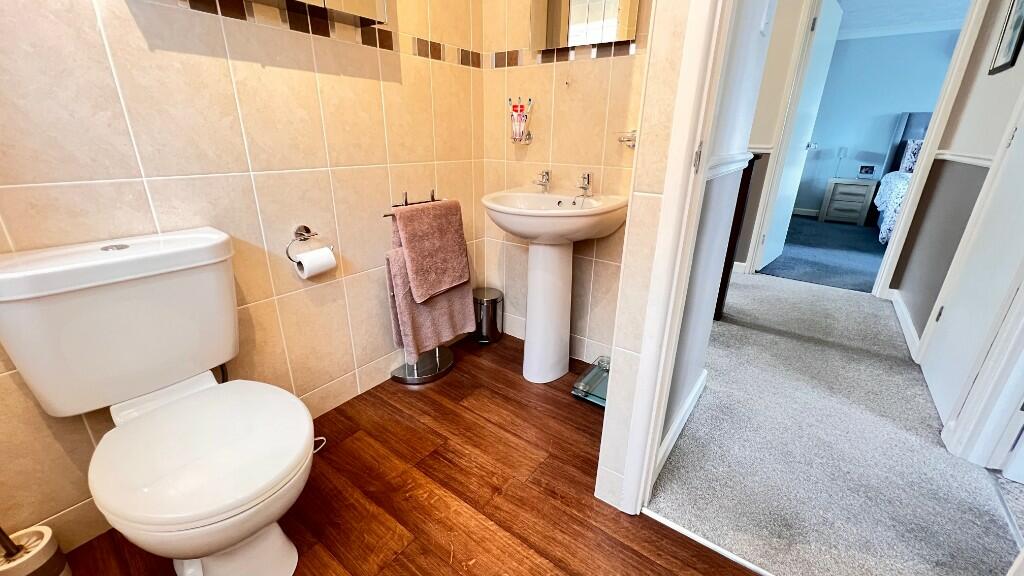 Bathroom/w.c.