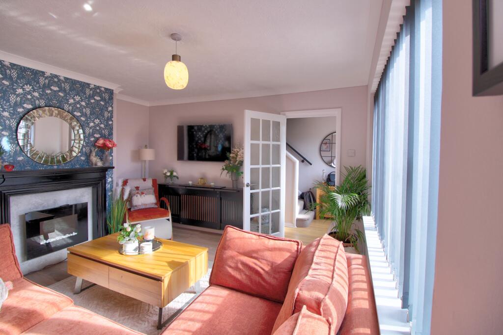 IMG_4263_4_5Interior4