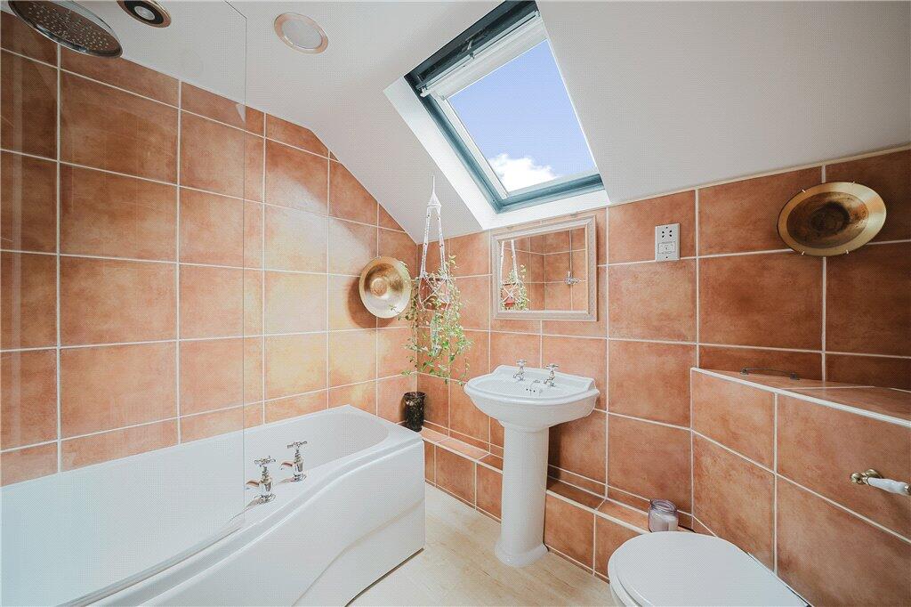 Ensuite Bathroom