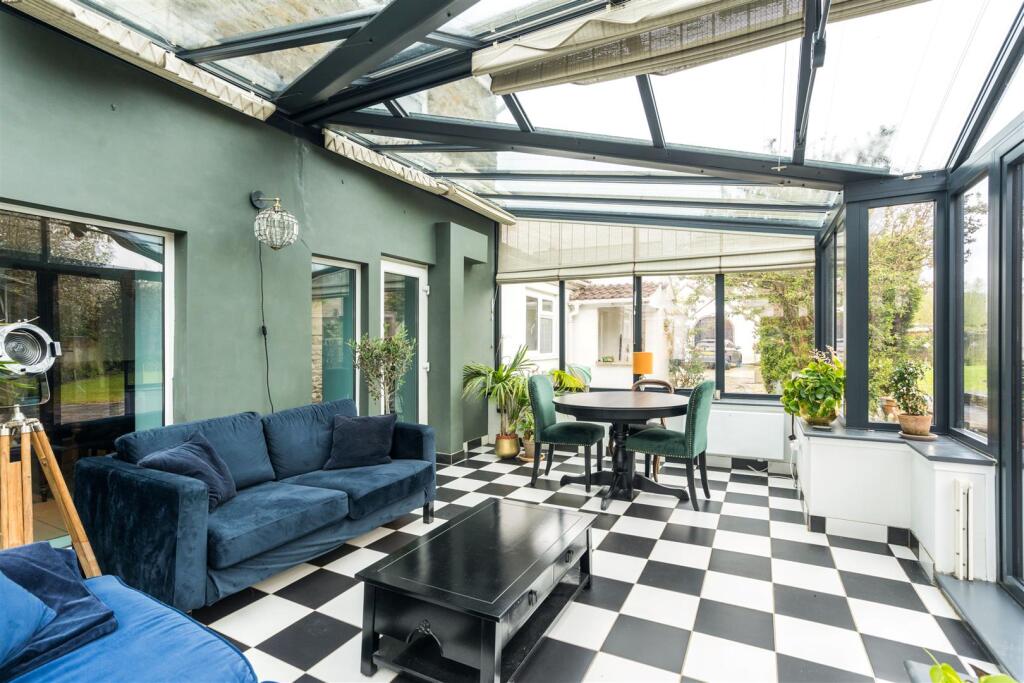 8 - Detached Period Property for Auction, Swinefor