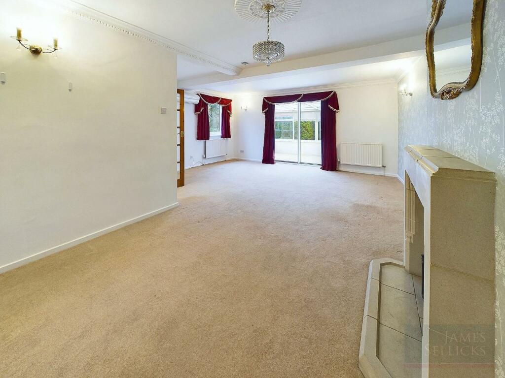 Extended Rear Reception Room