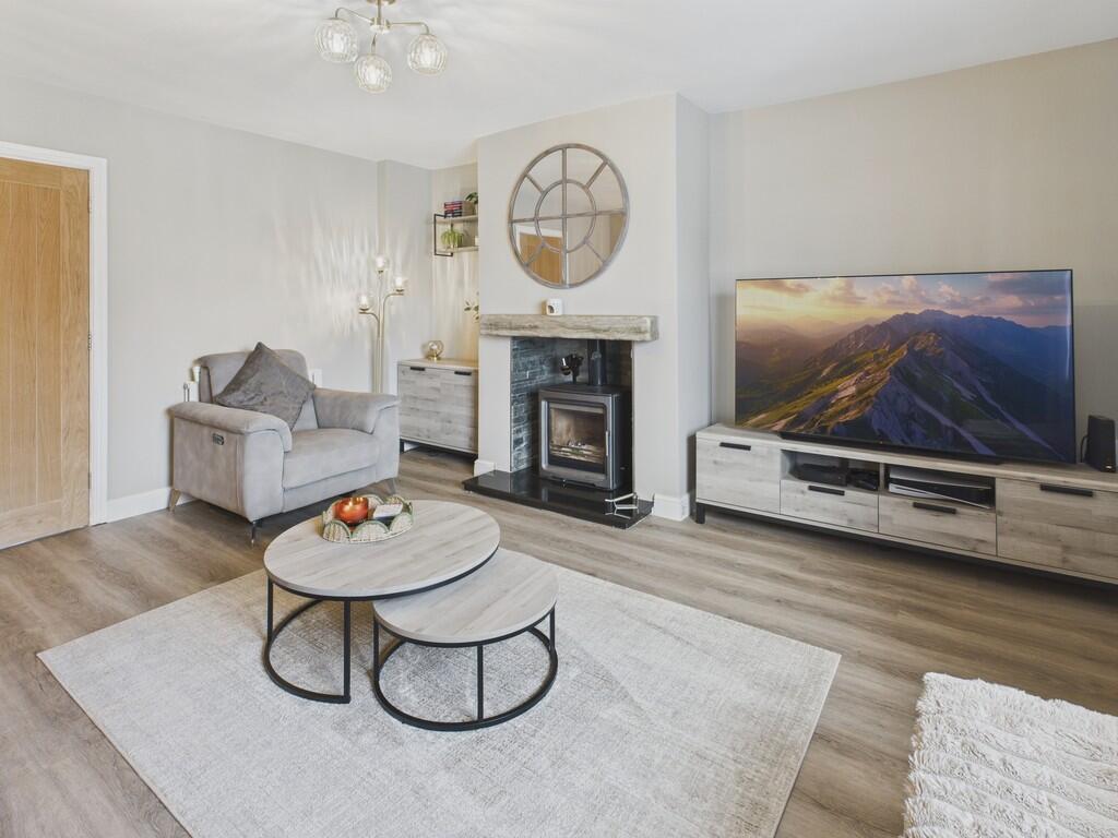 CAM04273G0-PR0190...