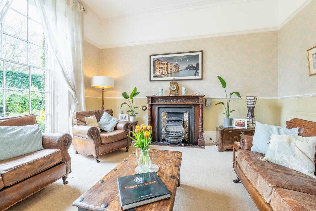 Magnificent living room