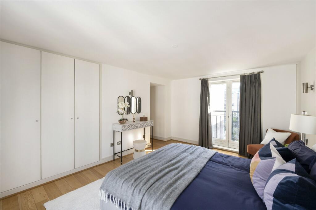 Main Bedroom