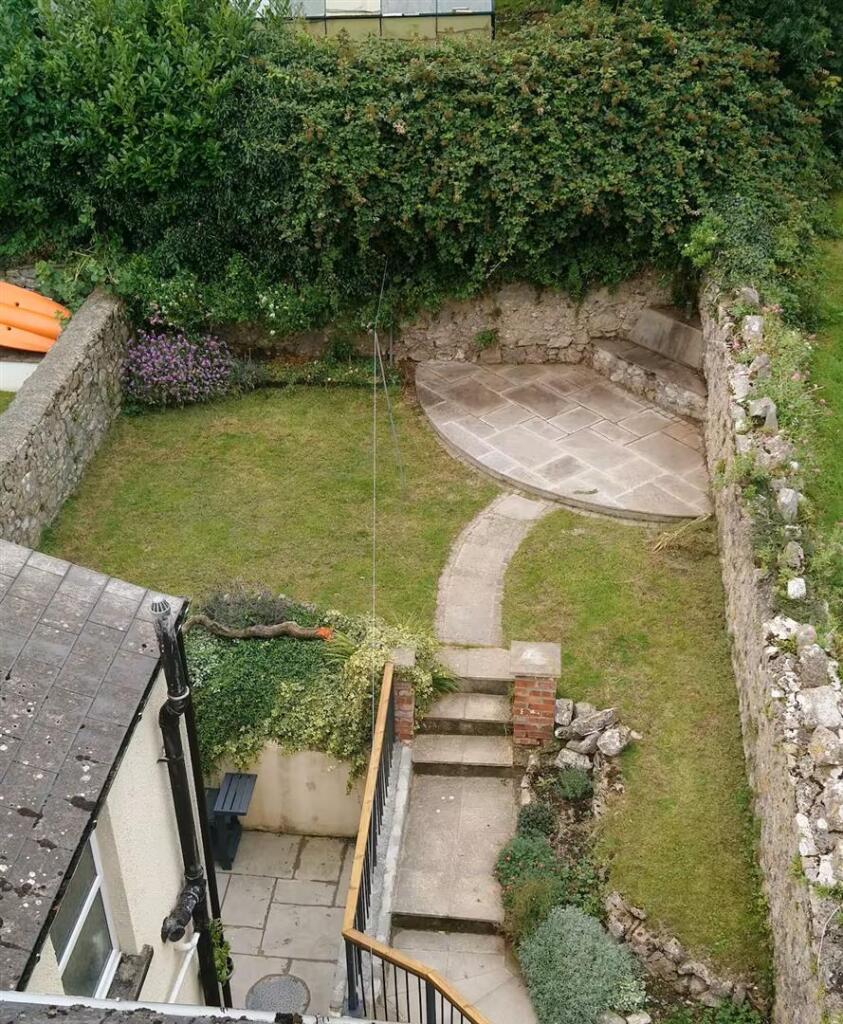 Rivermead - Garden 2.jpg