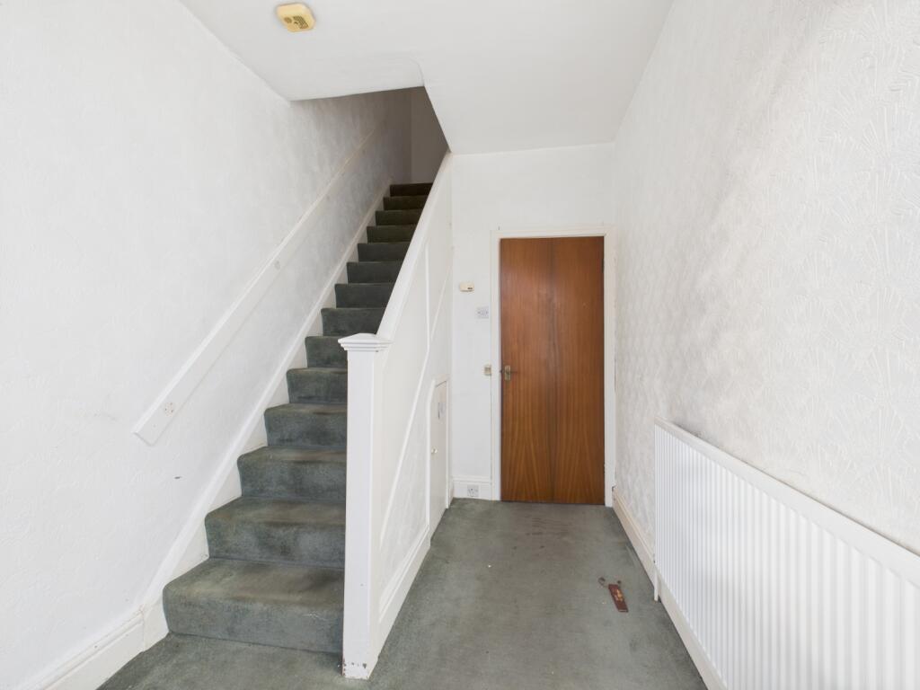 CAM03729G0-PR0171-STILL022