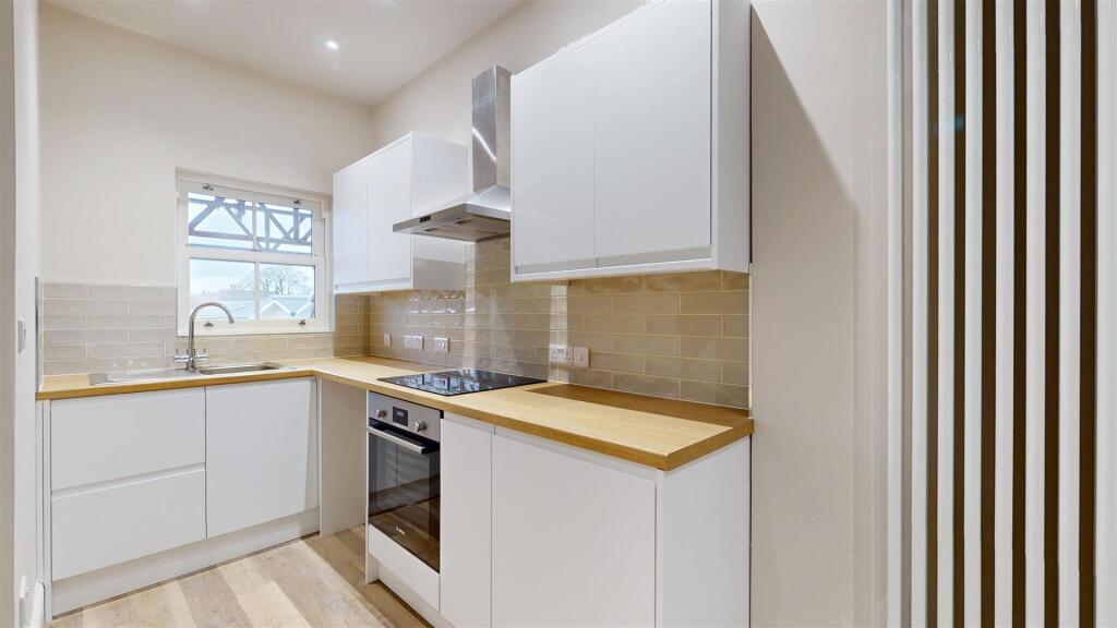 Abbey Foregate 32, Flat 8 Kitche.jpg