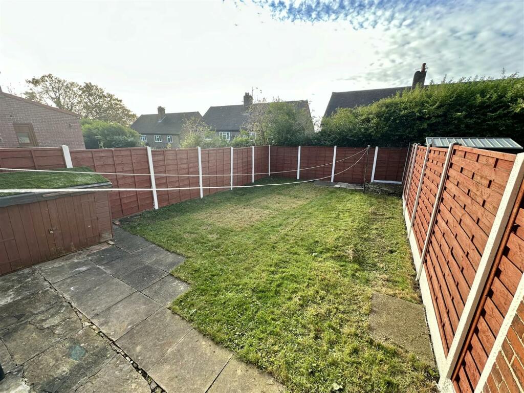 Bramleys Estate Agents - Moorcroft Drive - Dewsbur