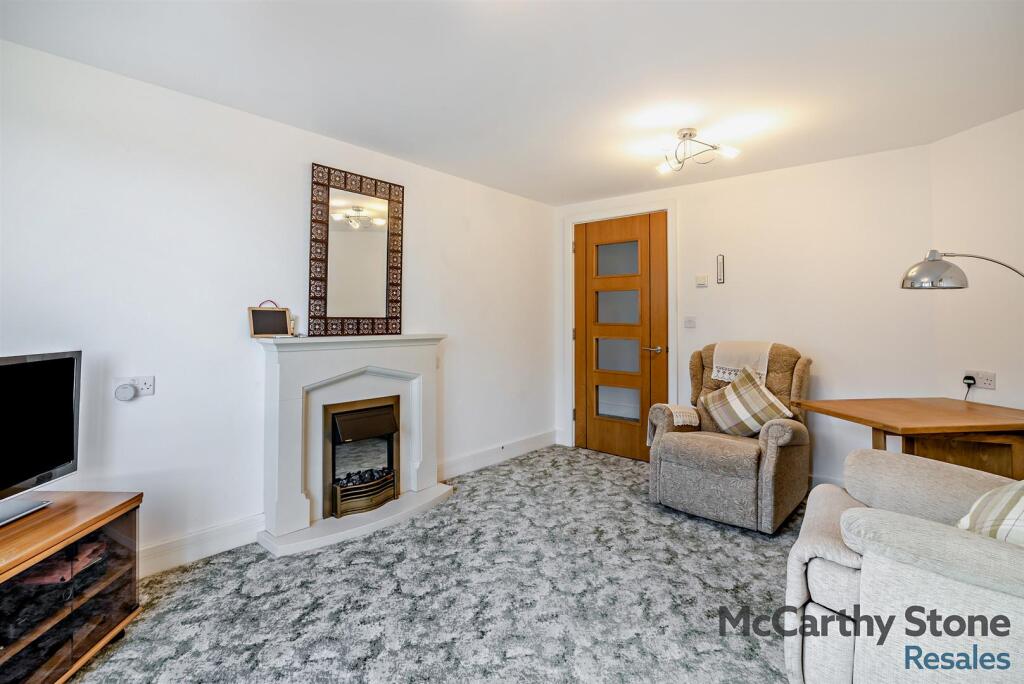 8668338-interior07-800.jpg