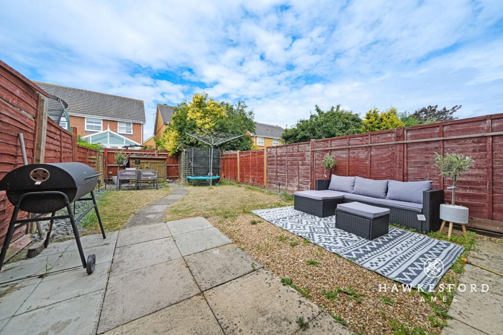 Meteor Close, Sittingbourne - Garden