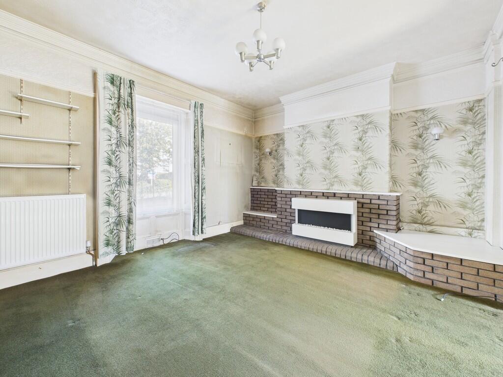 CAM03974G0-PR0215...