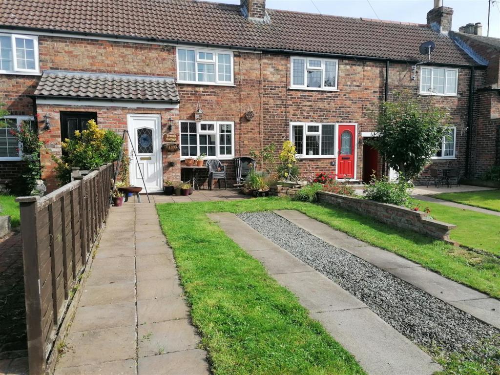 Eastside Cottages, Skipsea Brough, Driffield