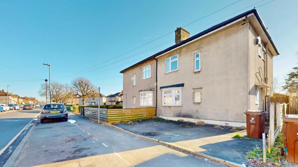 43-Mayesbrook-Road-03192025_180804.jpg