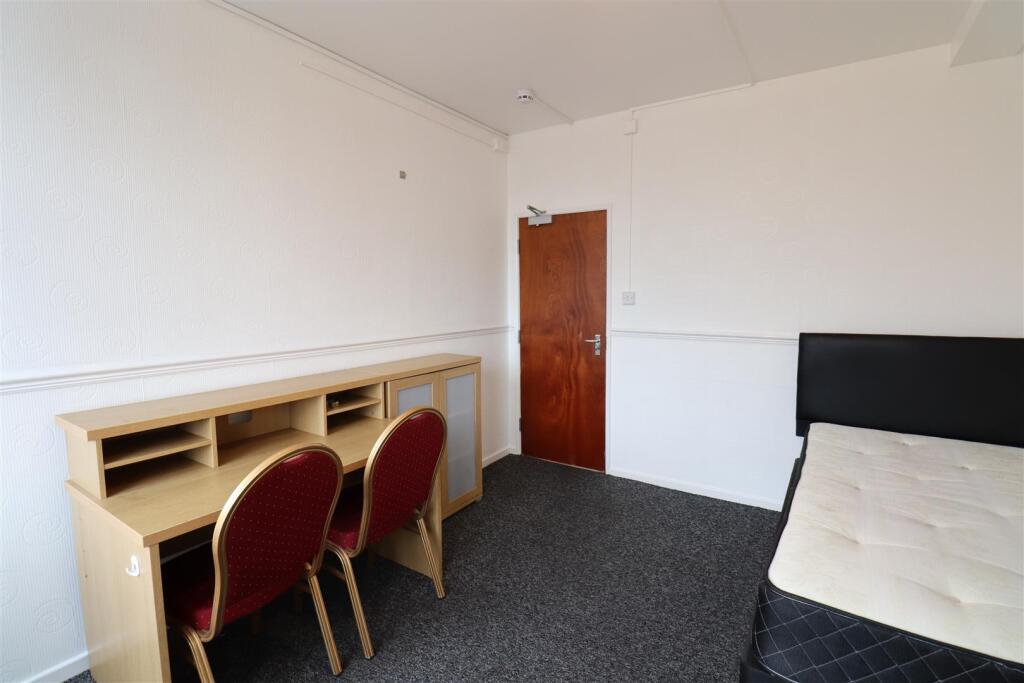Double Bedroom