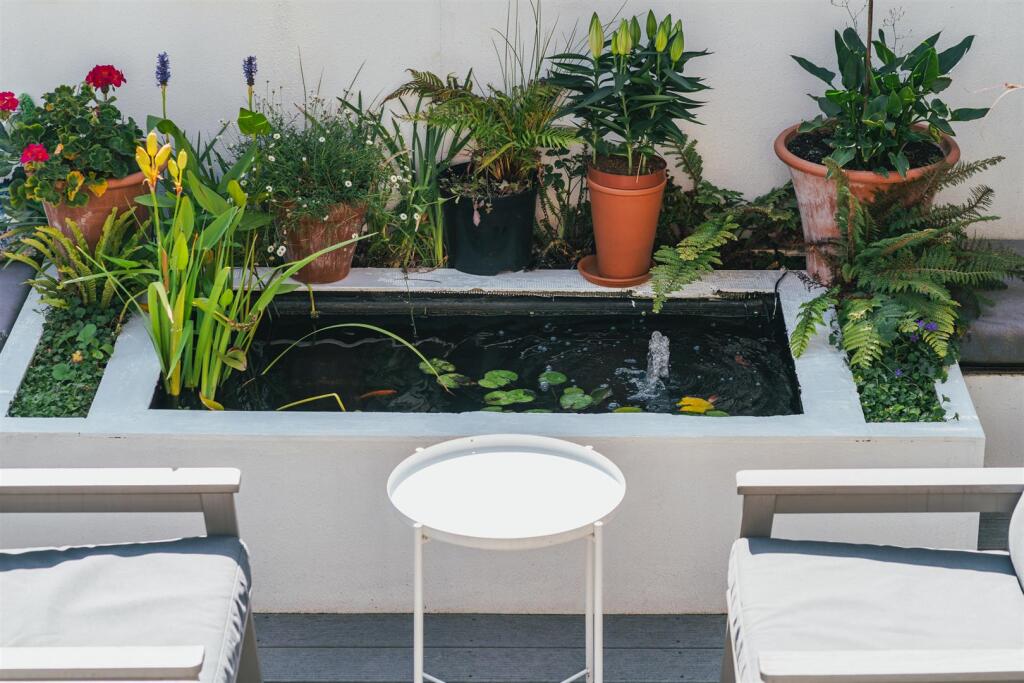 Rear Seating Terrace