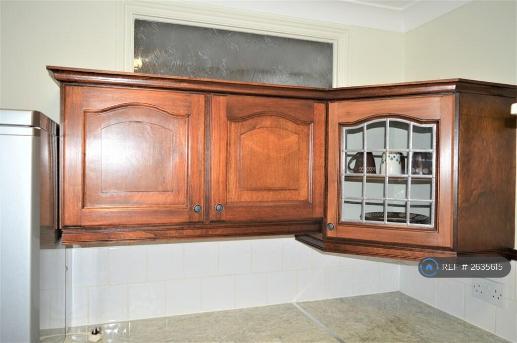 Kitchen Fittings View 4